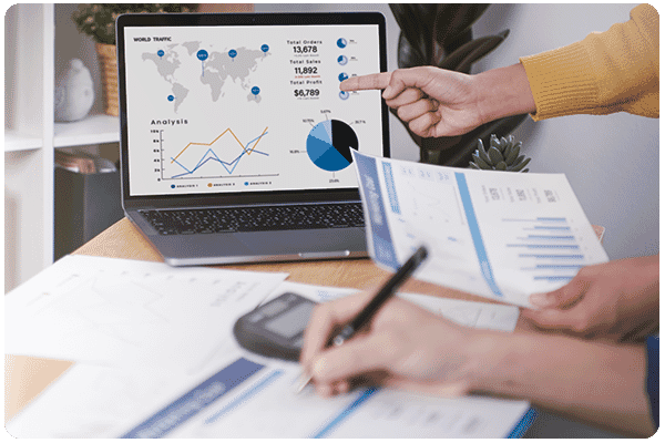 Resolution Digital CRM Strategy team form a strategic plan for CRM